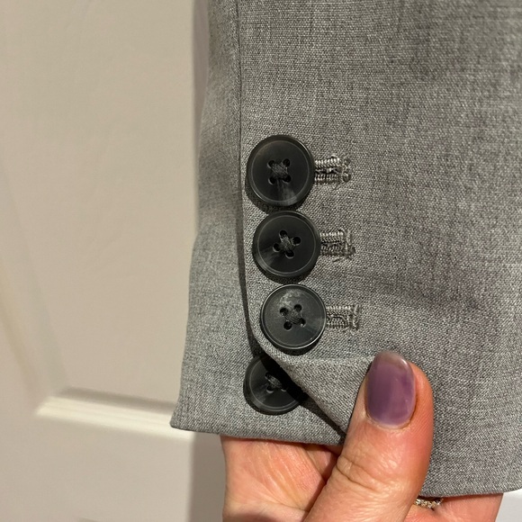 🩶Gap Tailored Blazer🩶 - Picture 3 of 6